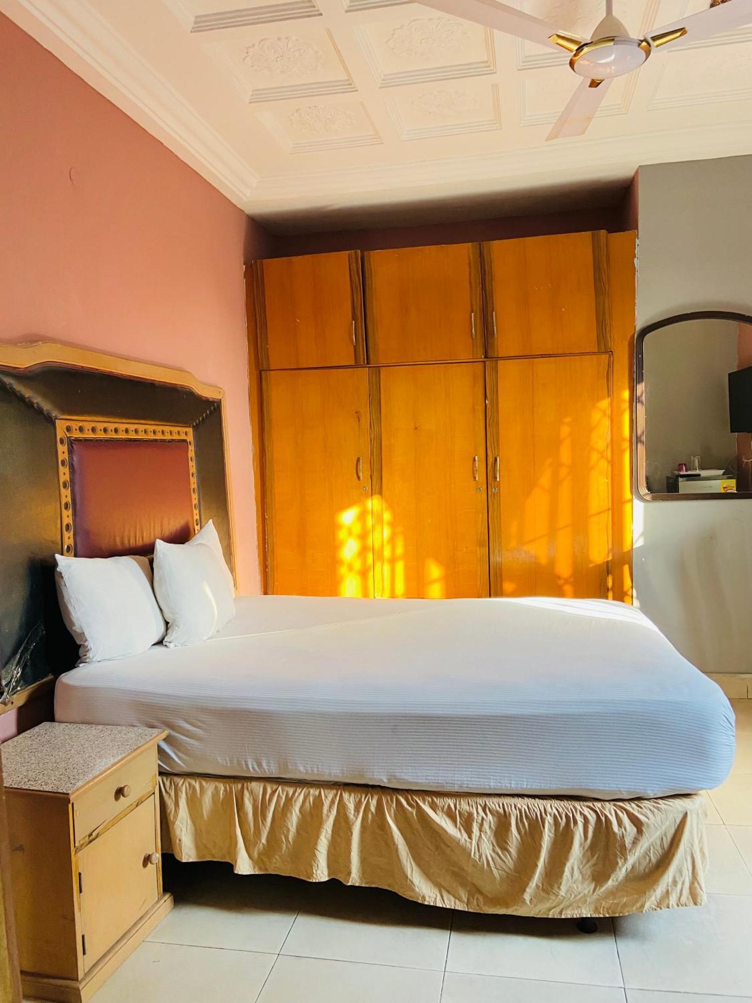 Heavens Gate Hotel Accra Eksteriør billede